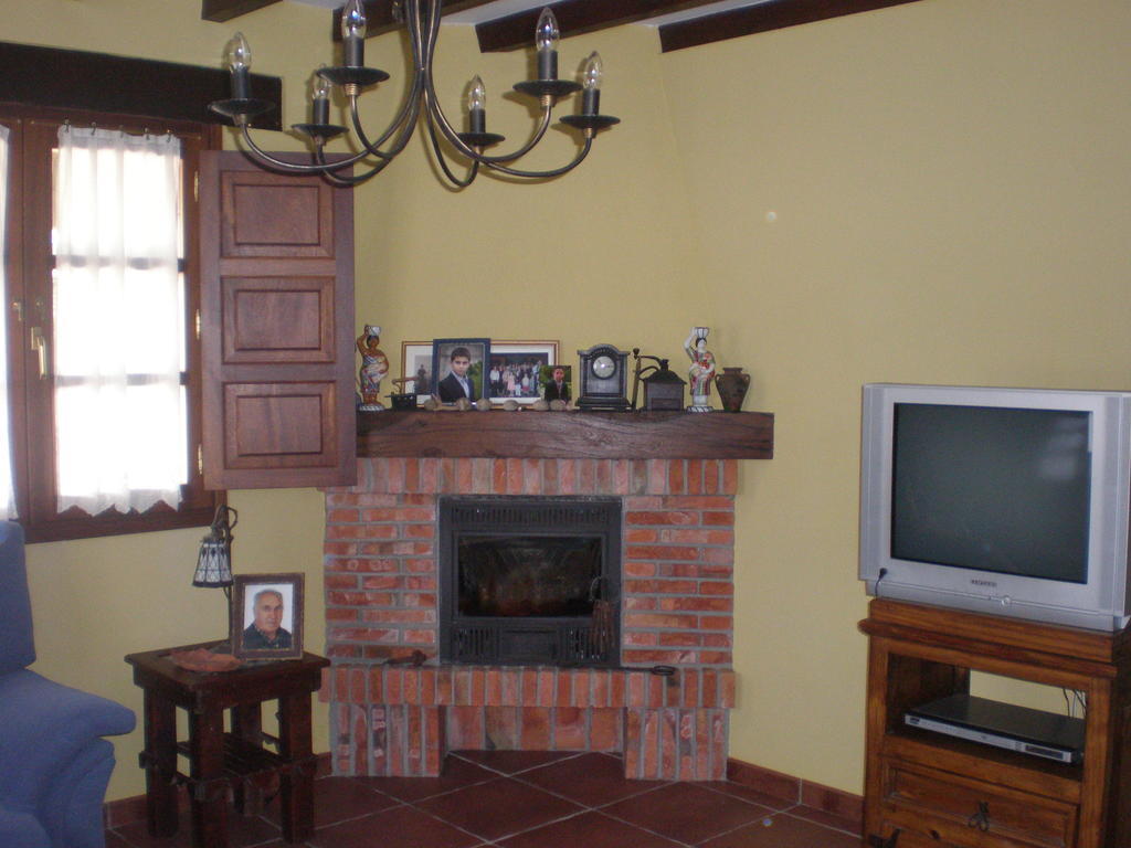 Posada La Pedriza 폰토네스 외부 사진